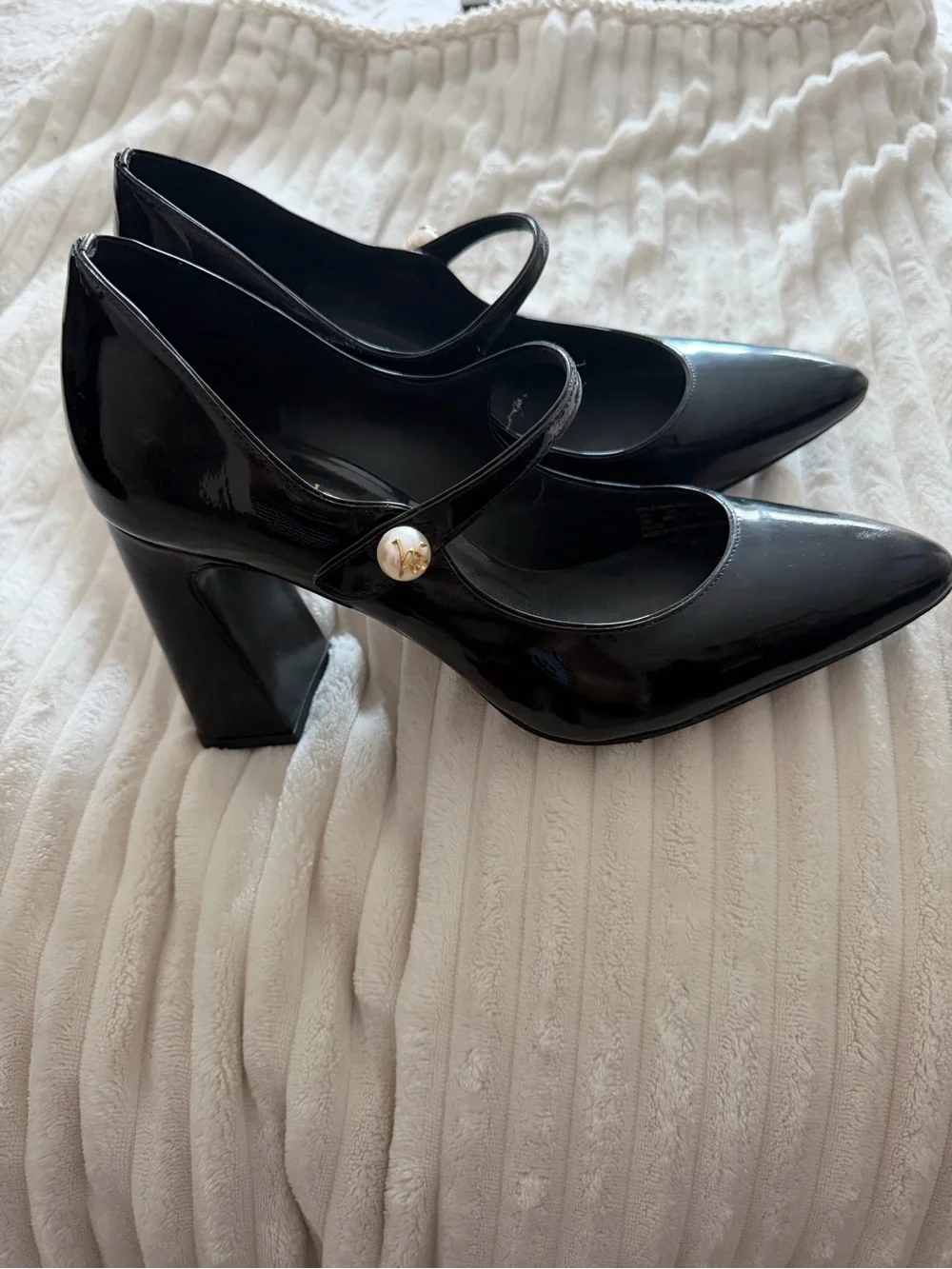 kate spade Black Patent Mary Jane Block Heel